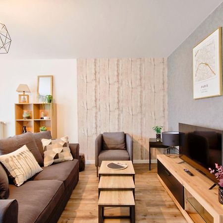 Le Perfectionniste - Spacieux Logement Terrasse Avec Parking กาช็อง ภายนอก รูปภาพ