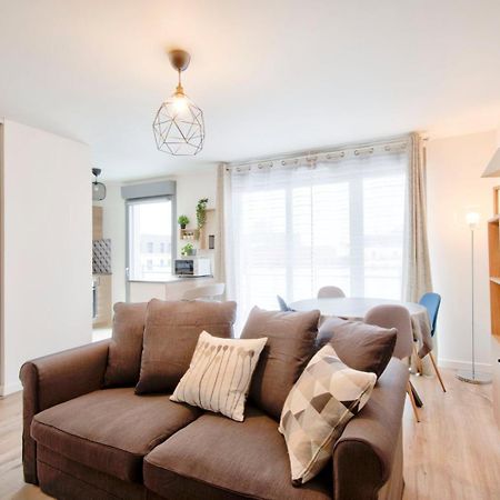 Le Perfectionniste - Spacieux Logement Terrasse Avec Parking กาช็อง ภายนอก รูปภาพ