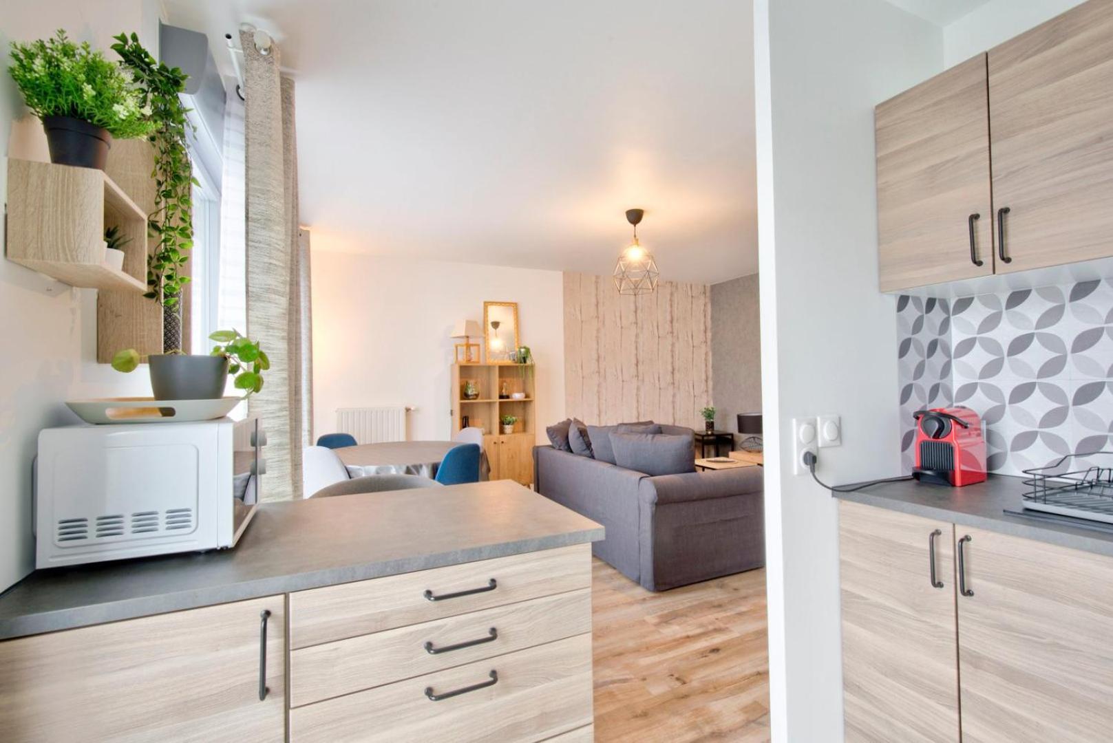 Le Perfectionniste - Spacieux Logement Terrasse Avec Parking กาช็อง ภายนอก รูปภาพ